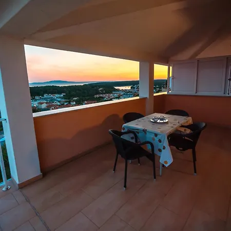 Panoramic View Palit